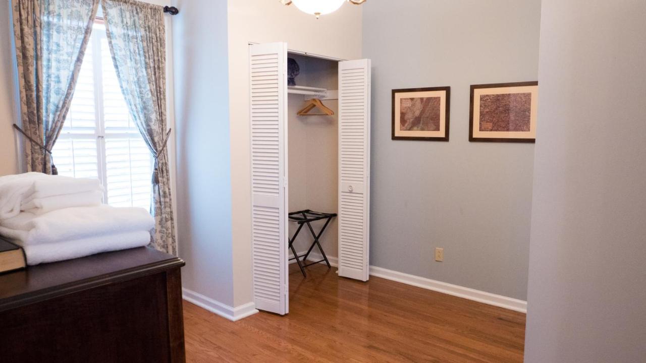 The Manor At Airmont Bed & Breakfast Purcellville Bagian luar foto
