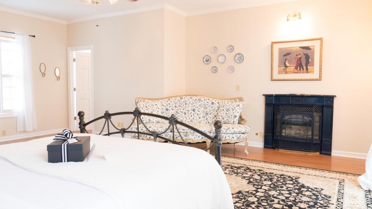 The Manor At Airmont Bed & Breakfast Purcellville Bagian luar foto
